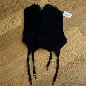 NWT - 34B - MY BRA BOUTIQUE - Goddess Black Lace Bustier with Garter Straps